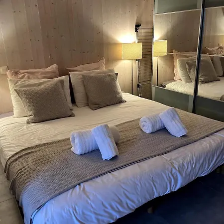 Light Spacious, Recently Refurbished Near To Appartement *