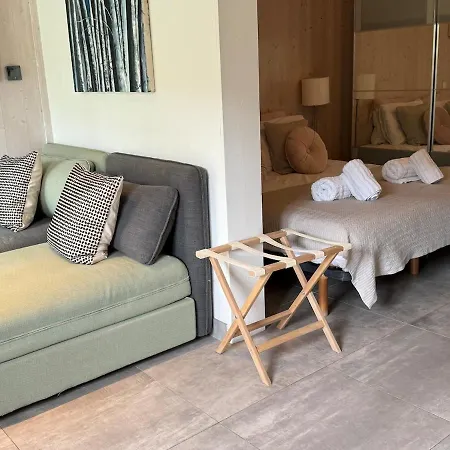 Appartement Light Spacious, Recently Refurbished Near To *