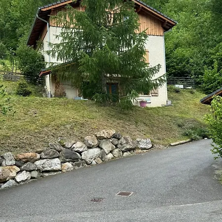 Light Spacious, Recently Refurbished Near To