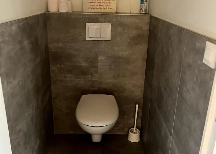 شقة Light Spacious, Recently Refurbished Near To *